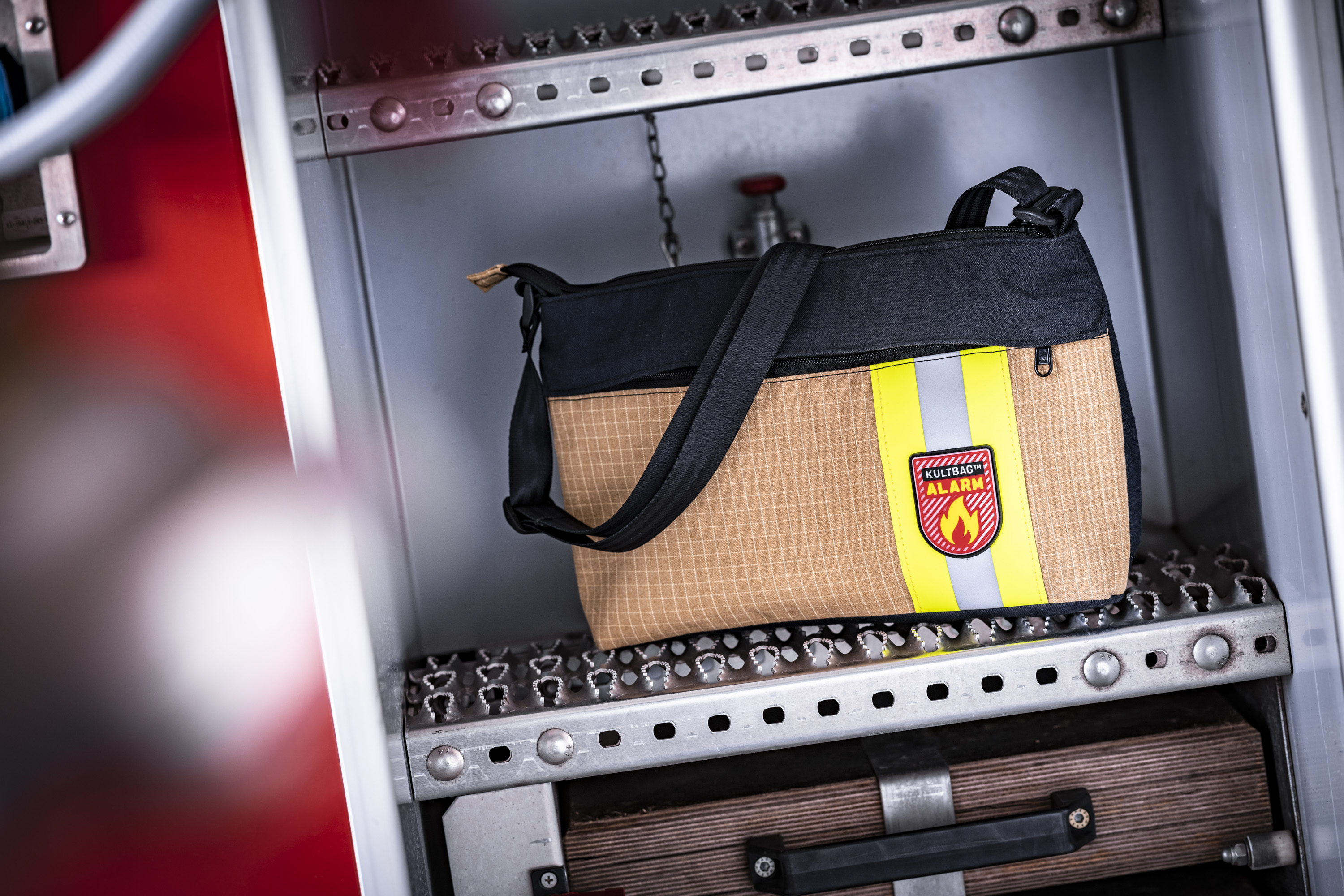 Kultbag Alarm Damenhandtaschen Agni